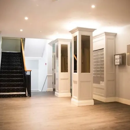 The Corn Exchange Apartment *